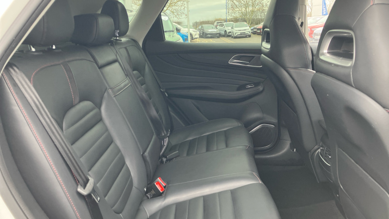 MG HS 1.5 T-GDI Trophy 5dr DCT Petrol Hatchback